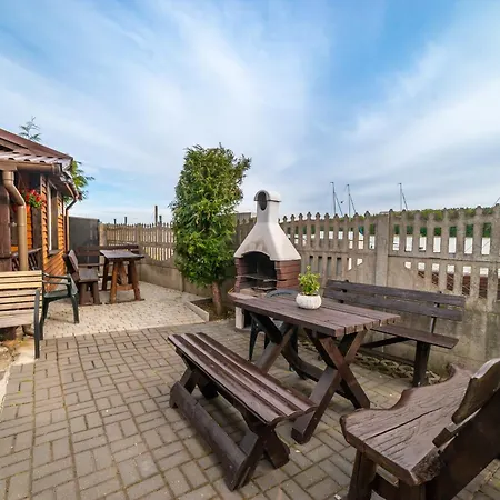 Od Strony Ulicy Kajki, *