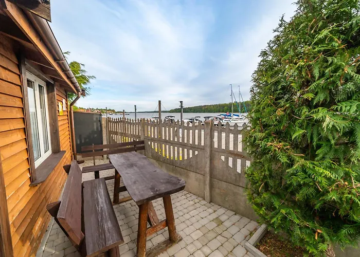 Od Strony Ulicy Kajki, * Mikołajki